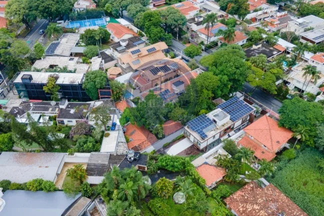 Imagem Terreno à venda em São Paulo-SP, bairro Alto de Pinheiros, com 788,00 m² de área. Confira já!