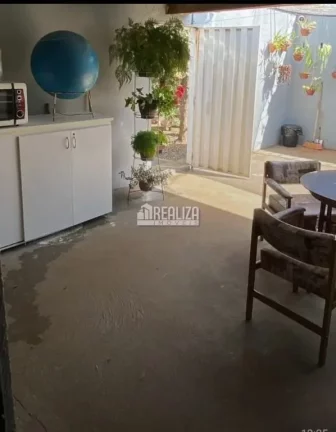 Imagem Casa com 3 dormitórios no Condomínio Moradas, no bairro Recreio dos Bandeirantes em Uberaba