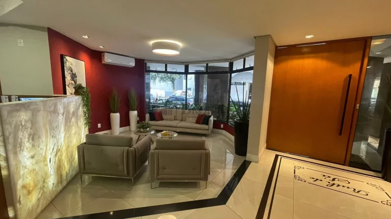 Imagem Apartamento Quadra Mar com 03 dormitórios à venda no Centro de Balneário Cambori