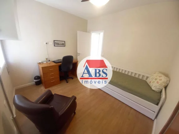 Imagem Apartamento com 3 dormitórios à venda, 100m² por R$ 700.000 - Gonzaga - Santos/SP Um por andar