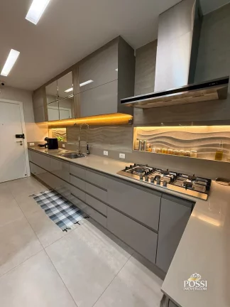 Imagem Apartamento à venda na Praia da Costa com 147m², 3 quartos (2 suítes), 3 vagas, porteira fechada
