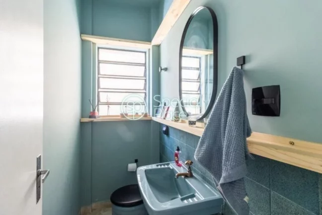 Imagem Apartamento de alto padrão com 291m², 5 dormitórios ( 1 suíte ) e 1 vaga na garagem. Hall privat...