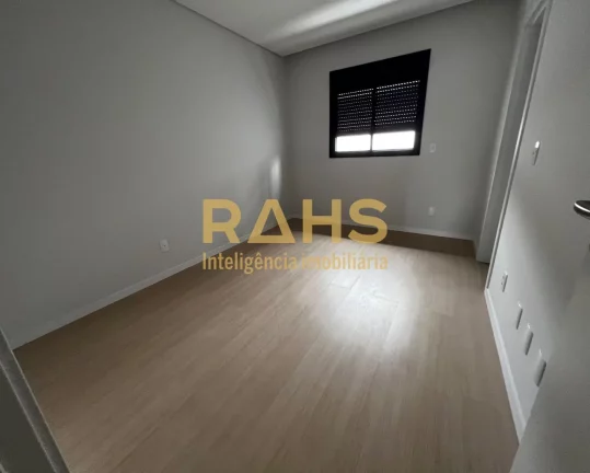 Imagem SOBRADO GEMINADO no AMÉRICA lateral da João Colin Lindo Geminado com 3 Suites na parte superior Pa...