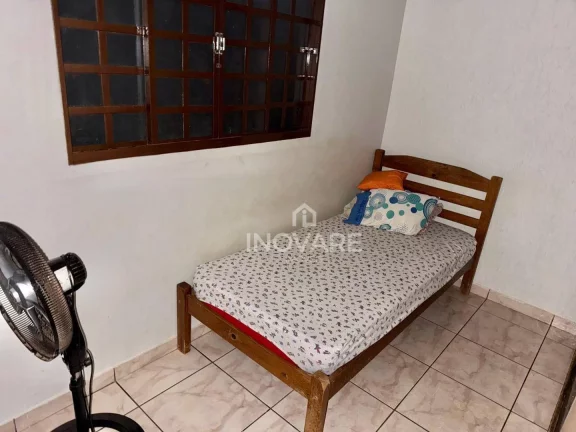 Imagem Casa com 4 dormitórios à venda, 183 m² por R$ 400.000,00 - Setor Central - Itumbiara/GO