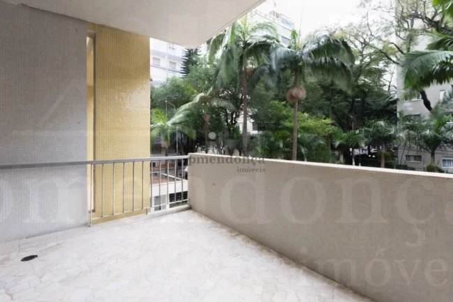 Imagem Apartamento à venda na Av Higienópolis com 04 quartos( 02 suites )e 03 vagas, 302m2