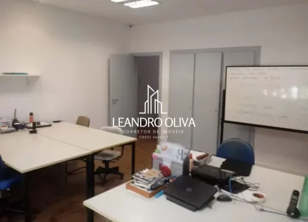 Imagem Casa Comercial em Higienópolis – 700m² de terreno | 600m² de área construída