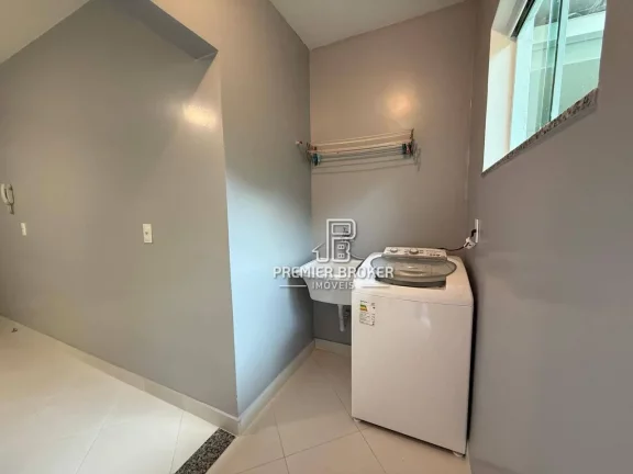 Imagem Casa com 3 dormitórios à venda, 192 m² por R$ 1.270.000,00 - Pimenteiras - Teresópolis/RJ