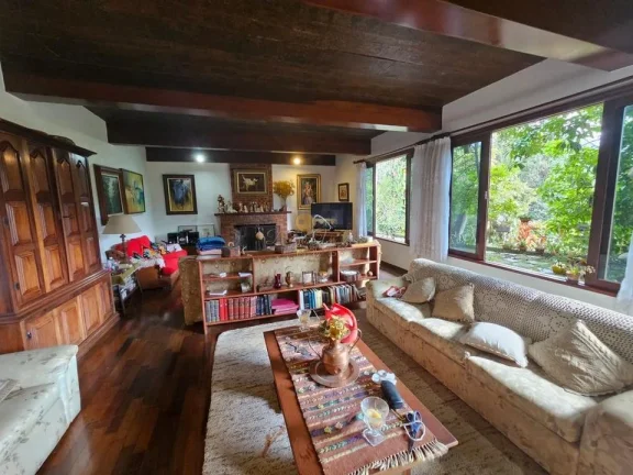 Imagem Casa para Venda em Teresópolis / RJ no bairro Parque do Imbui