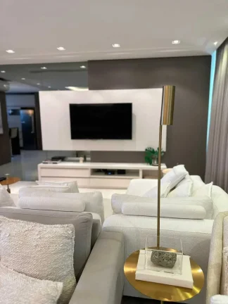 Imagem Apartamento com 4 dormitórios sendo 4 suítes e 3 vagas de garagem em Itajaí/SC