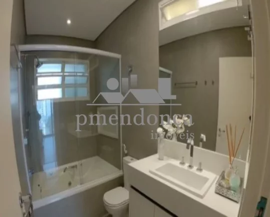 Imagem Excelente apartamento reformadíssimo na Rua Baronesa de Itú..
