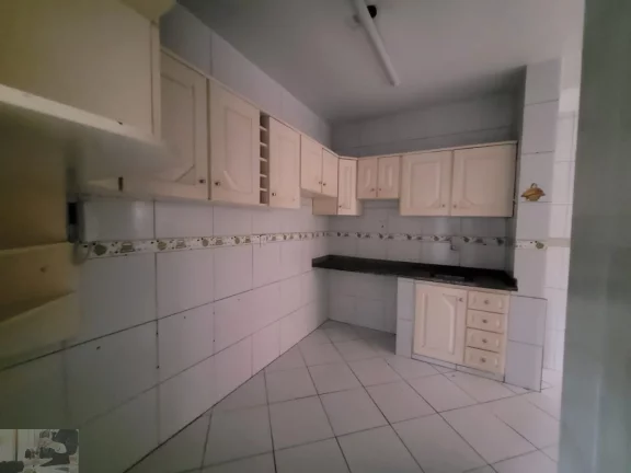 Imagem Apartamento no condomínio Tropical