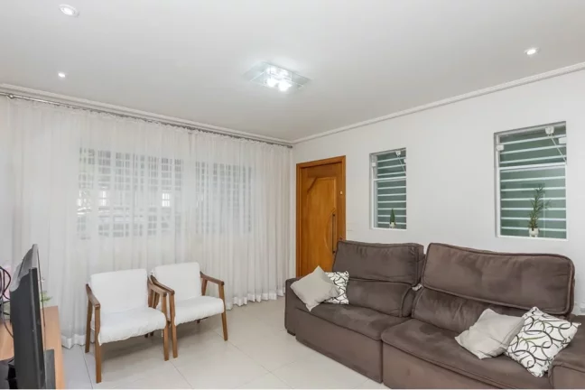 Imagem Aconchegante Sobrado em Perus: 135m², 3 quartos, 3 banheiros, 1 suíte, 2 vagas cobertas