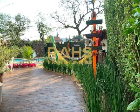 Imagem Maravilhosa Residência Em Condomínio Fechado No Bairro Saguaçú Esse imóvel evoca toda a poesia ...