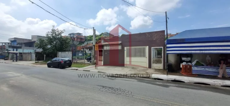 Imagem Imperdível oportunidade de adquirir casa a venda no Jardim Alegria, Francisco Morato-SP! 2 quartos, 1 sala, 2 vagas de garagem.