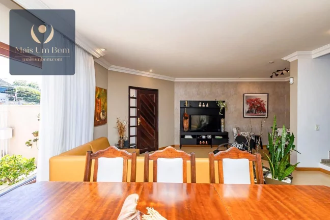 Imagem Sobrado 195 m² com ático, 3 quartos (1 suíte) à venda por R$ 849.900,00- Boa Vista - Curitiba/PR