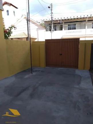 Imagem Vendo casa com 2 quartos no centro da Chácara do Paraíso