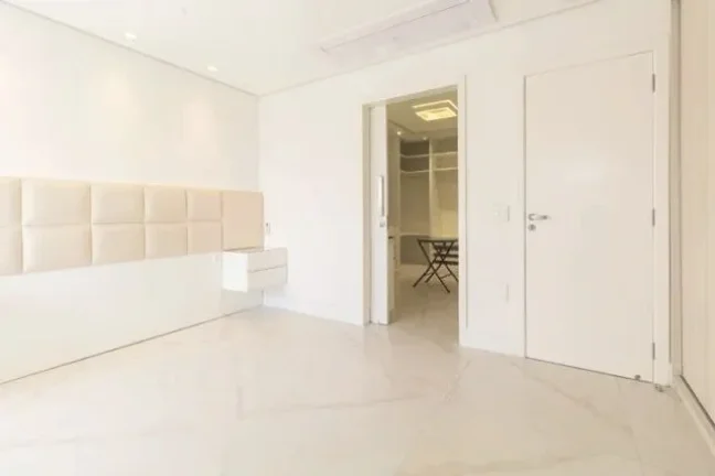 Imagem Cobertura Duplex 206M², 3Q, 2 Suítes, 6 Banheiros, 3 Vagas, Lavabo, Piscina Privativa, Churrasqueira na Unidade, Depósito.