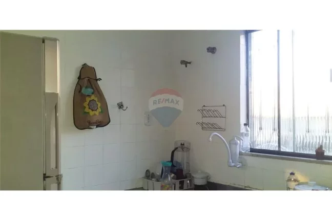 Imagem Imóvel amplo bem localizado no centro comercial ao lado do Shopping Partage