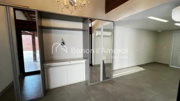Imagem Sobrado incrível, com 240m² de puro conforto: 4 quartos (2 suítes), espaço gourmet, piscina, chu...