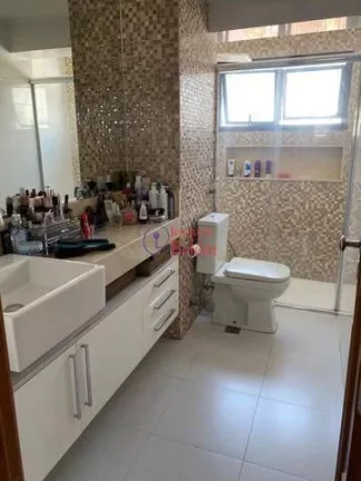 Imagem Apartamento para venda no Edifício Montpellier com 4/4 sendo 2 suítes Imagem Apartamento para venda no Edifício Montpellier com 4/4 sendo 2 suítes