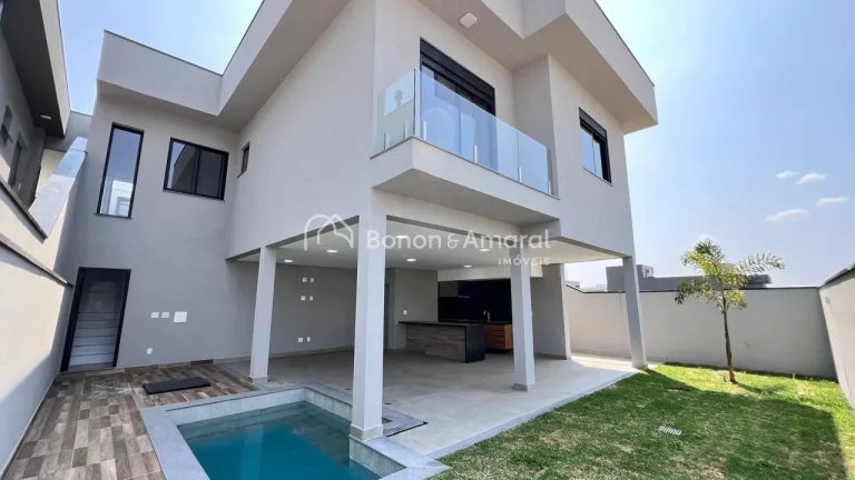 Imagem Área Construída: 220 m²
Terreno: 300 m²
Andar Térreo:

Suítes: 3 suítes, sendo 2 com armário...
