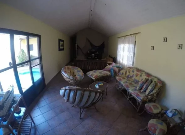 Imagem CASA COM 158 m² - -