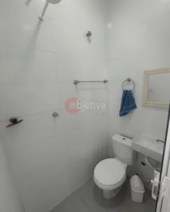 Imagem Apartamento linear, 2 quartos, a 300 metros da Praia do Forte - Cabo Frio