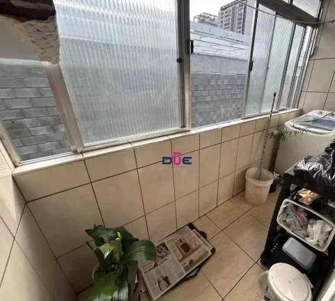 Imagem Apartamento com 2 dormitórios à venda, 65 m² por R$ 295.000 - Paquetá - Santos/SP