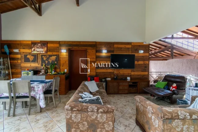 Imagem Imagine viver em uma casa onde cada detalhe foi pensado para elevar sua qualidade de vida. São 700m...