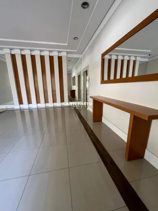 Imagem Apto -Mobiliado - Com 3 Dormitórios (1 suite) , 96m2 , 2 vagas de garagem