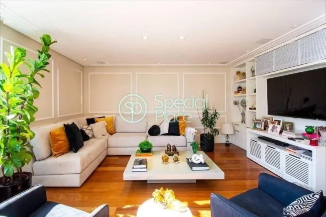 Imagem Apartamento com 207m² em um simpático prédio, em uma das ruas mais charmosa do Jardim Paulista. L...