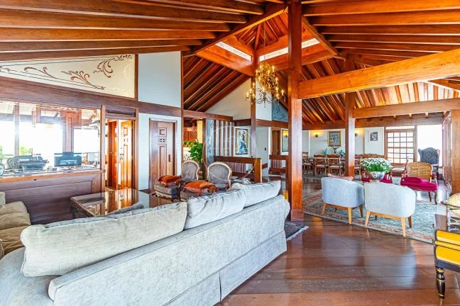 Imagem CASA com VISTA MAR de ALTO PADRÃO - 4 SUÍTES - 522m²