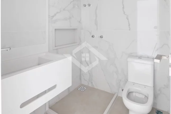 Imagem Casa Duplex 4 Suítes e 317m² no Recreio dos Bandeirantes |