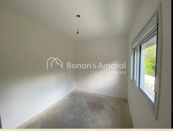 Imagem Apartamento à venda no bairro Taquaral, em Campinas. Com 3 dormitórios, sendo 1 suíte, este imóv...
