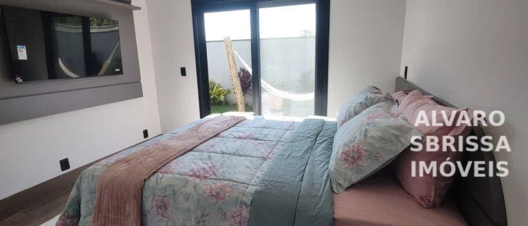Imagem Oportunidade Única - Residência de Alto Padrão (mobiliada) à venda no Condominio Villas do Golf - Itu-SP