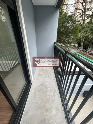Imagem Sobrado em Santo Amaro, SP: 3 Suítes e 135m² à Venda