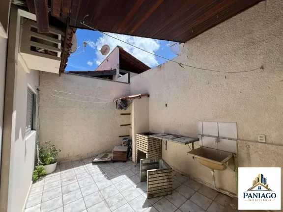 Imagem Locação/Venda casa em condomínio c/3 quartos (1 suíte), Bairro Areão, Cuiabá-MT