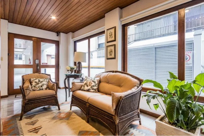 Imagem Apartamento à venda em Porto Alegre, Petrópolis, com 2 quartos, 126m2