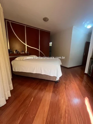 Imagem Casa Térrea 4D com Piscina