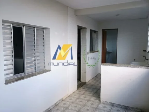 Imagem Oportunidade rara: casas simples com excelente potencial de investimento!