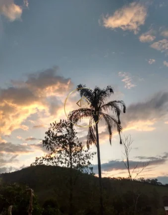 Imagem Chácara 3.860m2, 3 Dormitórios, Itajubá, Minas Gerais