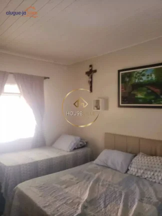 Imagem Casa Térrea, 3 Dormitórios, 2 Banheiros, 2 Vagas, Bosque dos Eucaliptos.