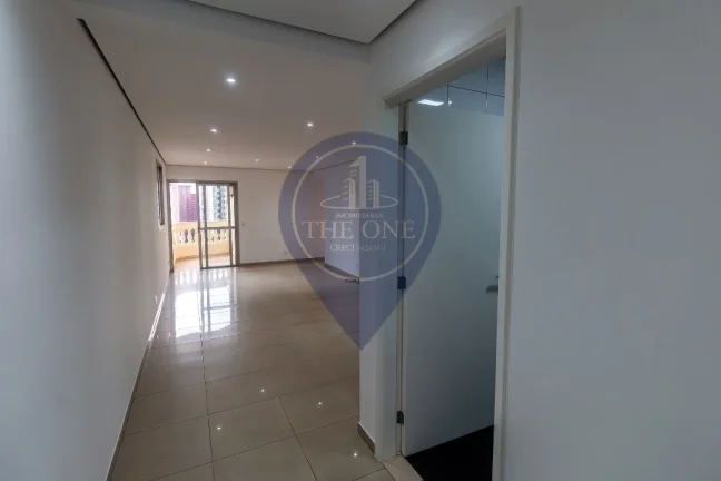 Imagem Apartamento para locação no Itaim Bibi, São Paulo-SP: 3 quartos, 1 suíte, 2 salas, 3 banheiros, 1 vaga de garagem.