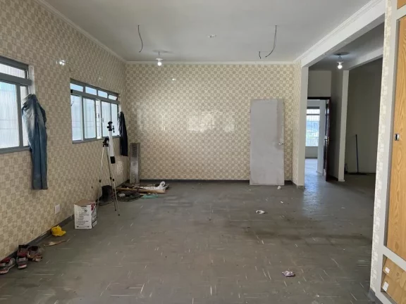 Imagem Casa com 3 dormitórios para alugar, 450 m² por R$ 9.374,00/mês - Vila Romanópolis - Ferraz de Vasconcelos/SP