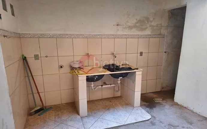 Imagem Prédio amplo e espaçoso para venda no Jacaré em Cabo Frio.