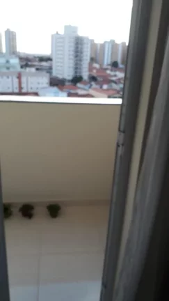 Imagem Apartamento com 2 quartos sendo 1 suíte, sala 2 ambientes com sacada, cozinha planejada, banheiro c...