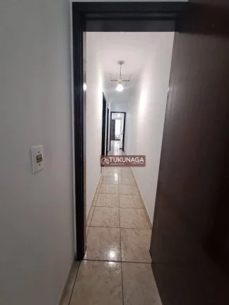 Imagem Sobrado com 3 dormitórios para alugar, 165 m² por R$ 5.385,00/mês - Vila Galvão - Guarulhos/SP