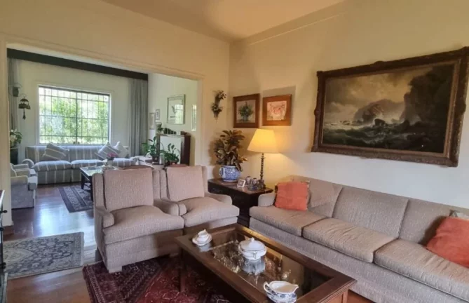 Imagem Casa com 3 Quartos à Venda, 350 m² em Pacaembu - São Paulo