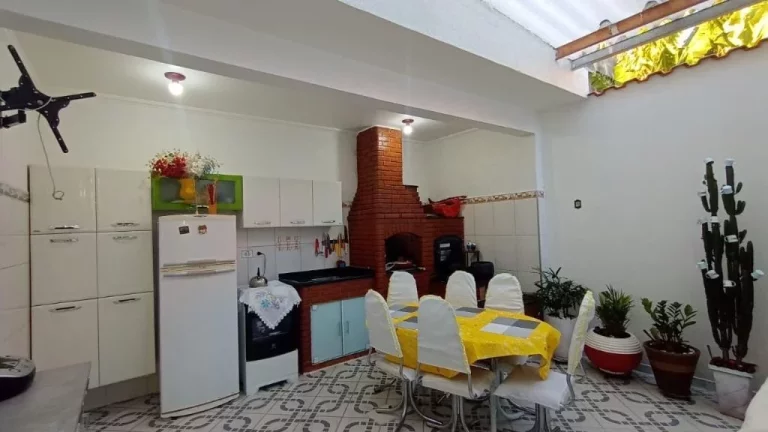 Imagem Casa com 2 dormitórios à venda, 136 m² por R$ 395.000,00 - Parque Maria Helena - Suzano/SP
