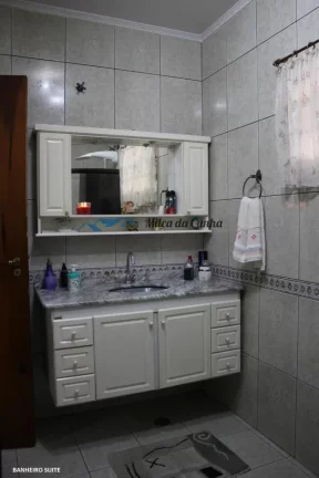 Imagem Sobrado à Venda com 3 dormitórios 3 vagas com Casa nos Fundos, Homero Thon , Santo André